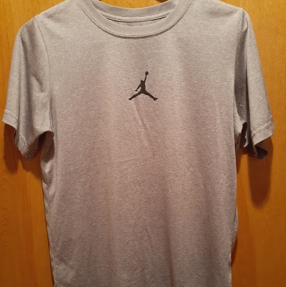 Jordan Other - Boys Jordan shirt